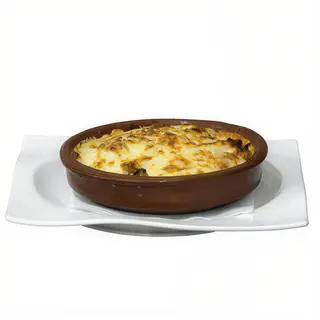 Kebab & patatas,gratinadas con huevo (plato horneado )