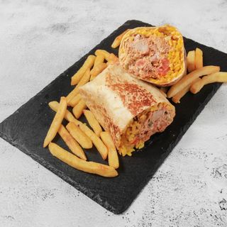 Burrito de pollo (inlcuye patatas fritas)
