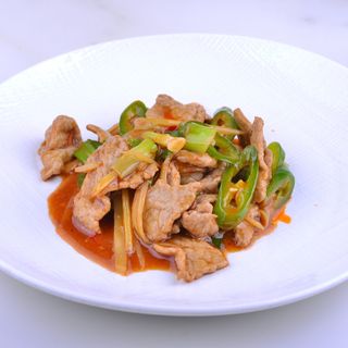 230. Manzo allo zenzero e scalogno 