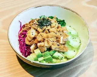 POKE BOWL POLLO CRUJIENTE 