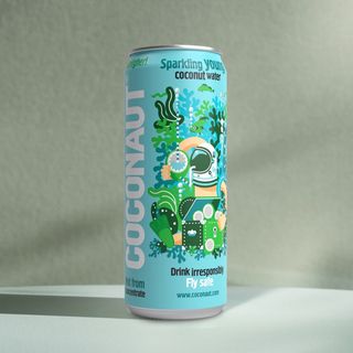 Agua de coco con gas