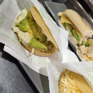 Arepa de atún 