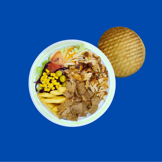 Plato Kebab Con Carne, Patatas, Pan Y Salsas