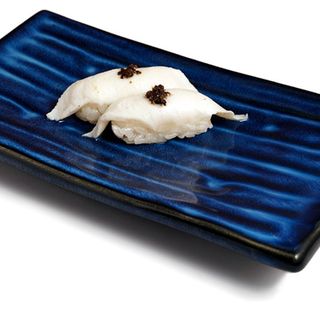 17_nigiri de mantequilla flambeado con trufa 2u