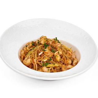 207 Spaghetti di riso con gamberi