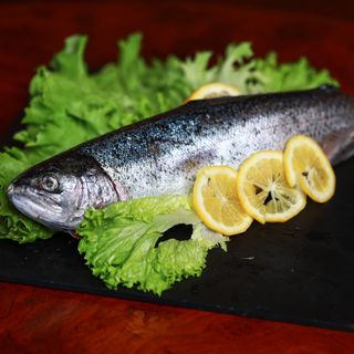 კალმახი გრილზე