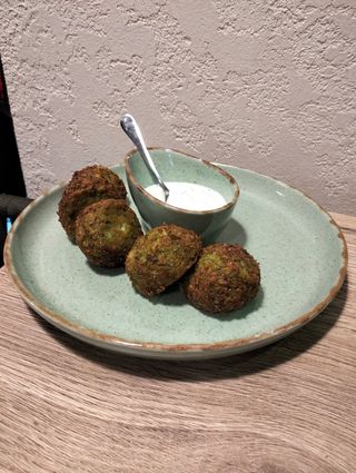 Фалафель фрі з сиром 