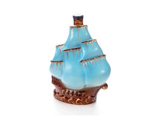 Водка \Бригантина\" 0.7Л Порцелан"