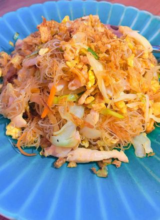 38. Fideos Con Pollo Salsa Wok