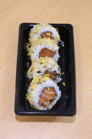 Uramaki Salmão