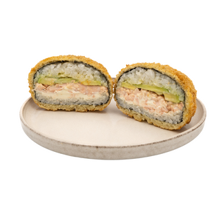 73A Sushi-burger z delikatnym grillowanym łososiem i awokado