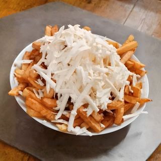 1 Пържени картофки със сирене 350г