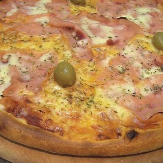Pizza Vesuvio