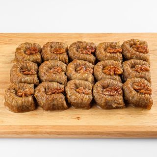 Srednja kutija Smokvica orah 15 komada