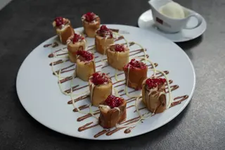 Crêpe sushi framboise