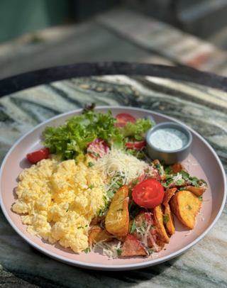 Скрембл з картоплею та беконом (380g)