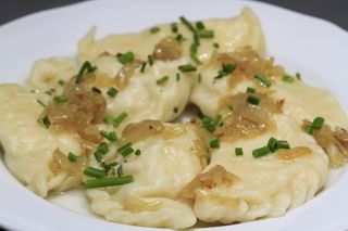 Pierogi z kapustą i grzybami 8szt