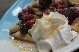 Palačinka sa šećerom i orasima