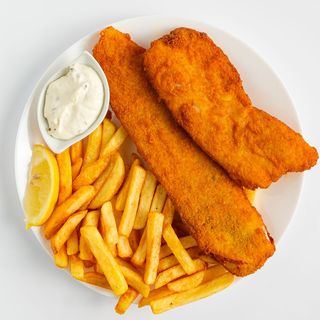 Pohani oslić s pomfritom