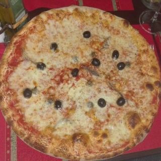Pizza Napolitana Familiar 
