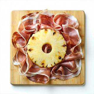 Piña Natural Con Jamón Ibérico