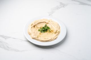 Hummus z chlebem