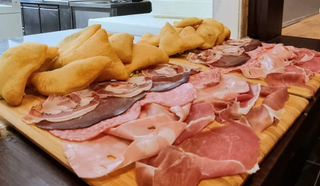 Gnocco fritto con salumi