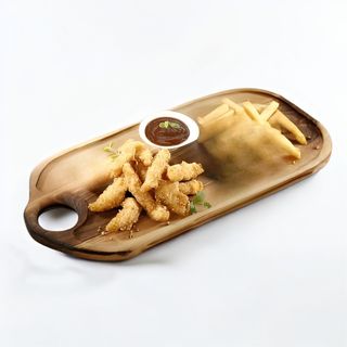 Pileći medaljoni u umaku od gorgonzole, kroketi i lepinja