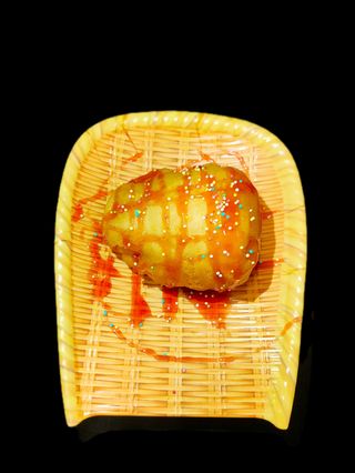  Înghețată prăjită cu topping capsuni