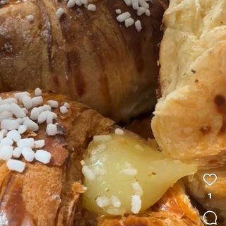 Cornetto crema e amarena