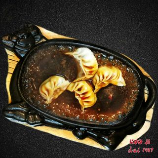 10a  -Ravioloni di carne alla piastra piccanti - 4 pezzi