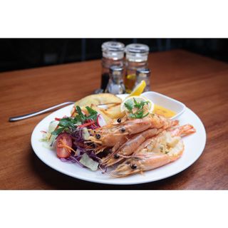 Grilled jumbo prawns