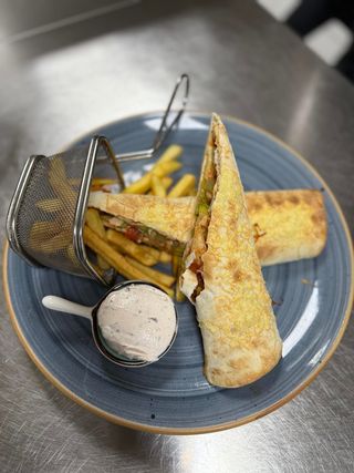 Tortilla sa ćuretinom