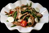 Салат из рукколы с овощами 