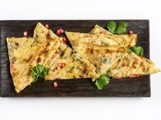 Фірмовий лаваш з томатами та базиліком (300g)