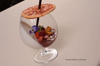 Panna Cotta cu cremă de zmeură