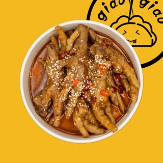 Zampe di gallina con ossa