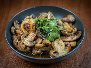 Печериці з розмарином (220g)