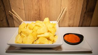 Ración De Patatas caseras Ali-Oli