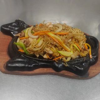 Tallarines Chinos A La Plancha