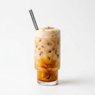 Iced Pumpkin Spiced Latte (490Ml.)