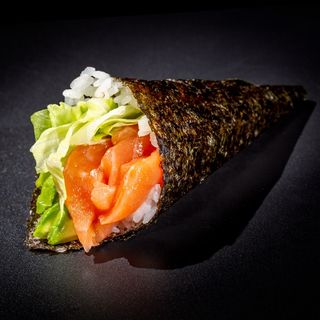 W155 Temaki Salmón
