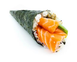 Temaki Salmón Con Aguacate (1 Pza.)