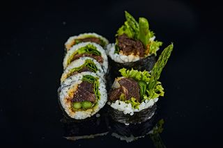 Gyuniku futo maki 6szt.