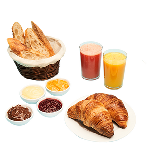 Śniadanie Charlotte dla Dwojga  ze świeżym sokiem