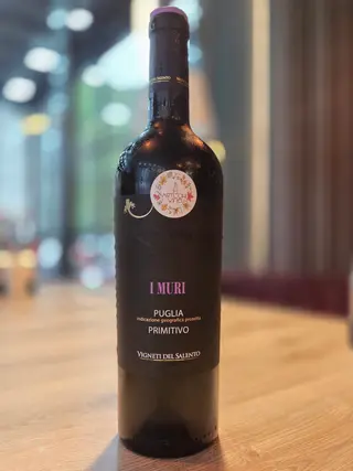 I Muri, Primitivo di Manduria Puglia, sec Italia