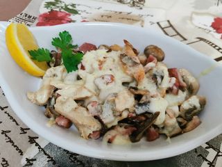 Пилешки филенца с бекон (400г)