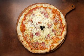 Carbonara pizza 22cm