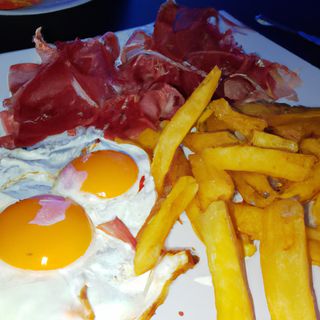 Huevos, Jamón Serrano Y Patatas