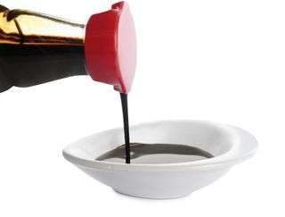Salsa di soia con aceto